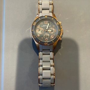 Marc by Marc Jacobs Silicone Gray/Gold Watch